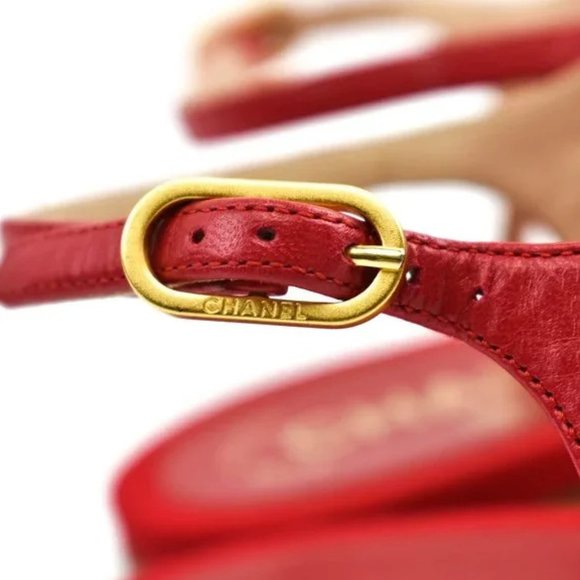 CHANEL Red Leather and Grosgrain Thong Sandals with Gold Metal Logo Size 38 - Picture 8 of 8